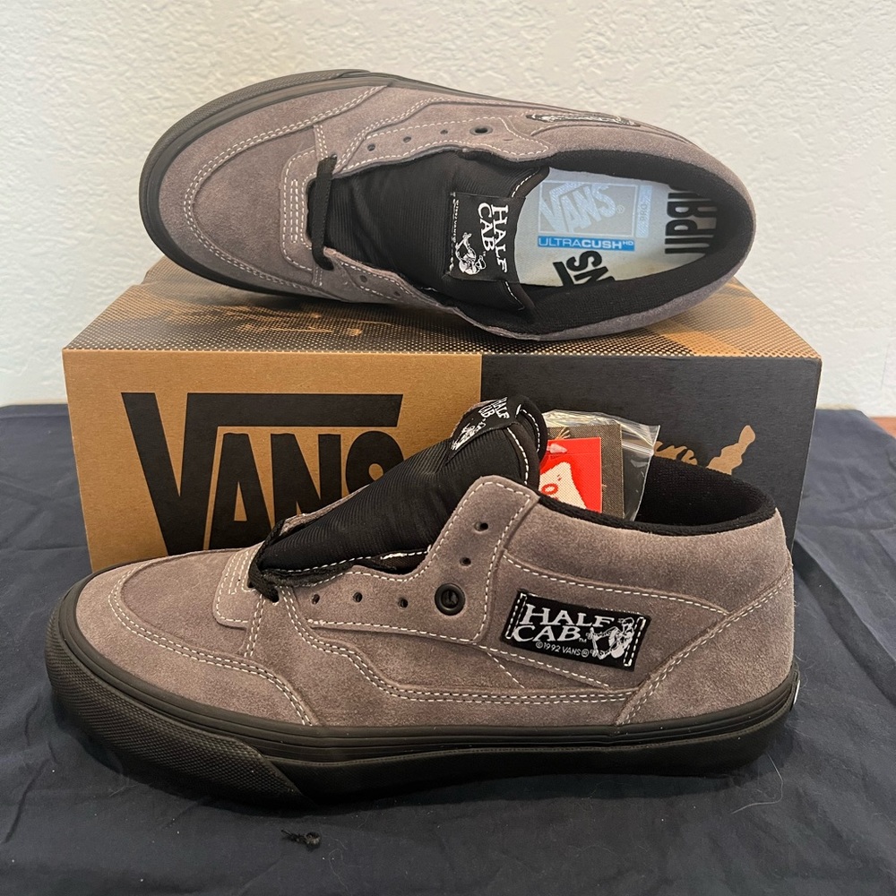 Vans Half Cab Pro ‘92 Men’s 8 Women’s 9.5 Never Worn Brand New in Box with Tags
